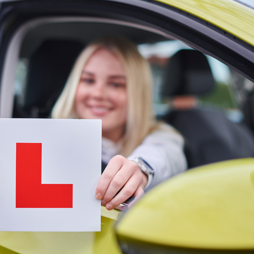 Expert Driving Lessons Hoole: qualified instructors, lessons for beginners, flexible bookings, and package deals. Book now and succeed.